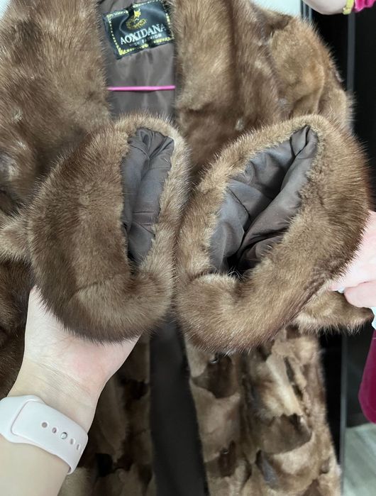 Продам норковаю шубу.