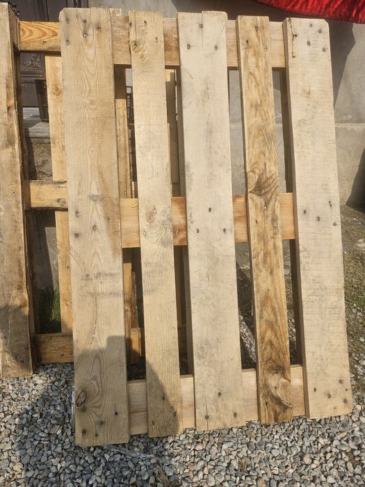 Поддоны ағашы мықты қалың шіріген емес