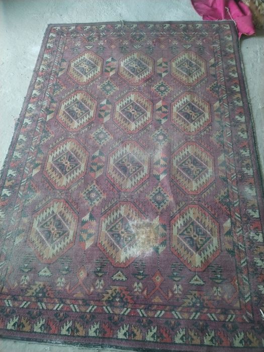 Ковёр срочно надо продать