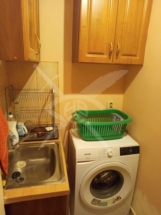 Дава се под наем Едностаен апартамент в Варна, Морска градина - 30 кв.м за 250 € - Снимка #1