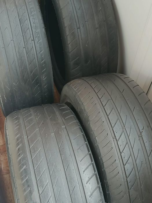 Продам летнюю резину на R17