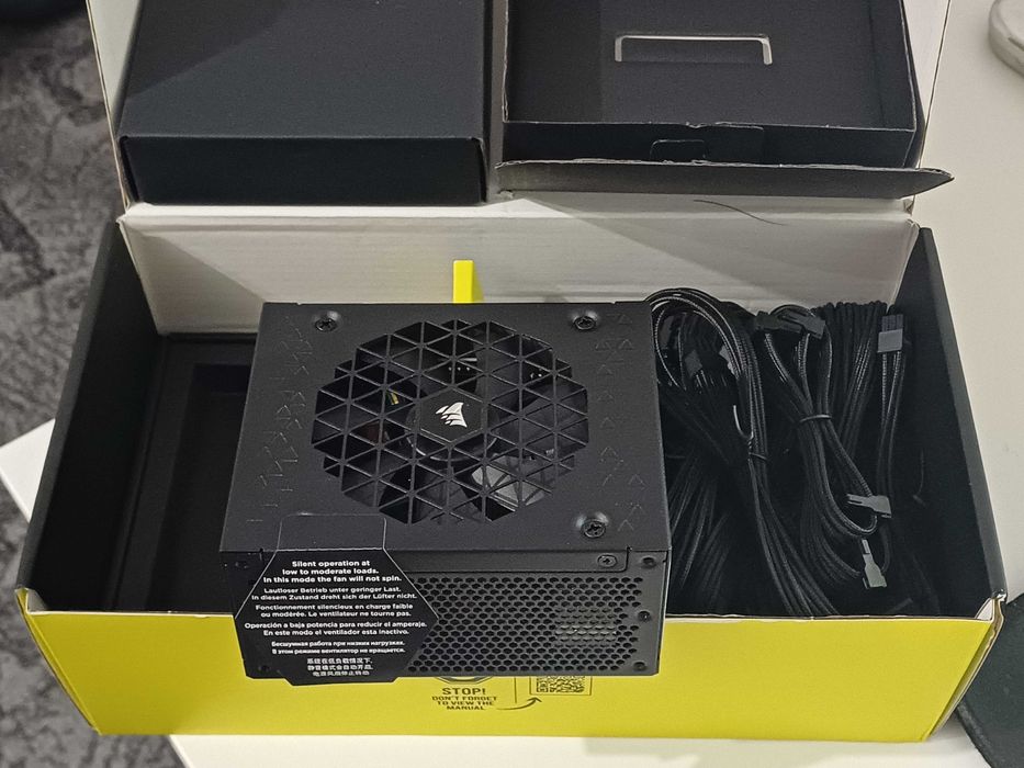 Sursa Corsair SF Series SF1000, 80+ Platinum 1000W