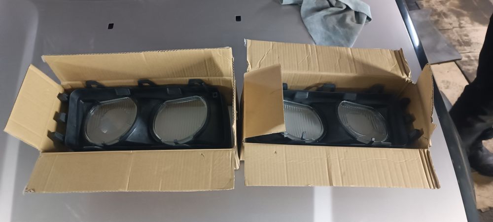 Фары на бмв Е36 новые