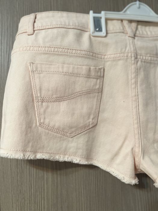 Pantaloni scurti femei din denim marimea 40 roz deschis