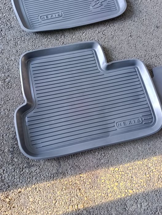 Polik Nexi2 Spakr Kobalt Nexi3 Gentra Lasetti Kovrik yangi.Полик yangi