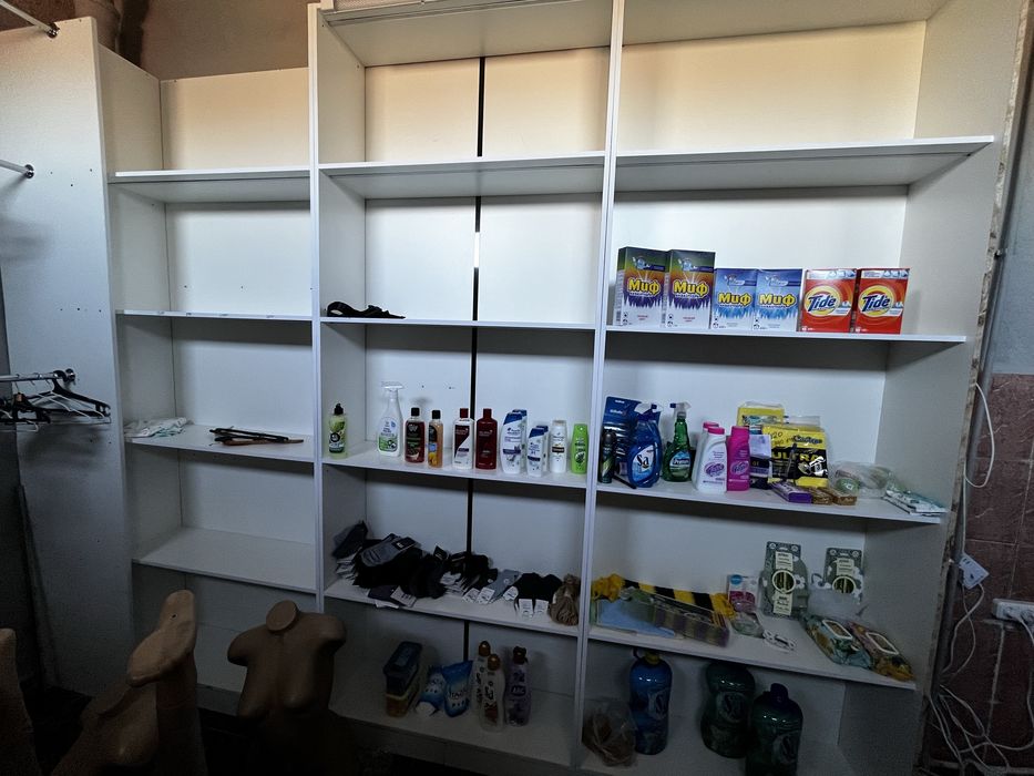Продам стилаж и маникены