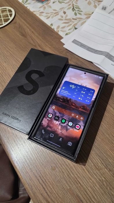 Telefon Samsung S22 Ultra 256Gb 12Ram