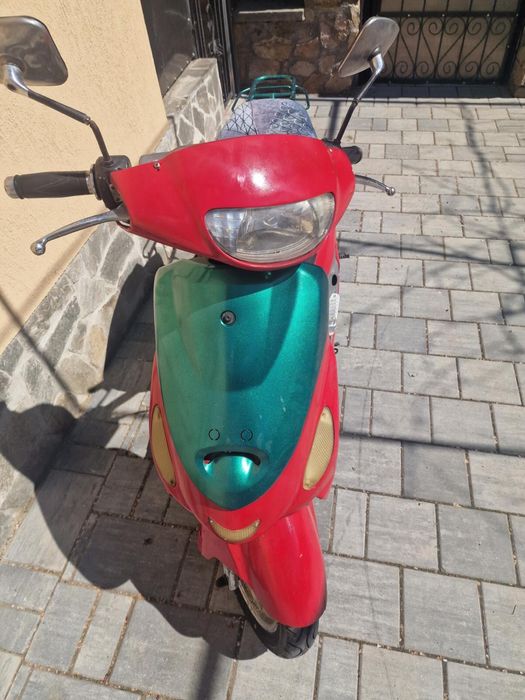 Vând scuter de 49cc cu acte