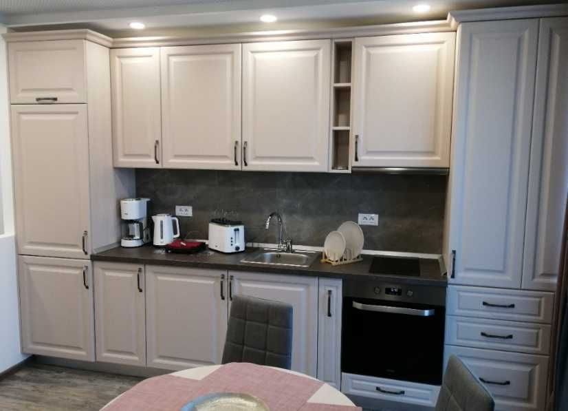 Дава се под наем Двустаен апартамент в Пловдив, Каменица 1 - 57 кв.м за 321.3 € - Снимка #1