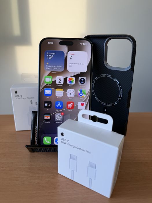 De vanzare iPhone 16 Pro Max White Titan, 90% bateria, de 512Gb
