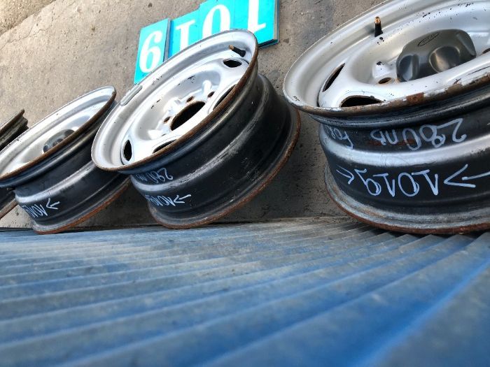 15 цола джанти Форд Рейнджър 6х139,7мм, среда 93,1мм - Оферта (1019)