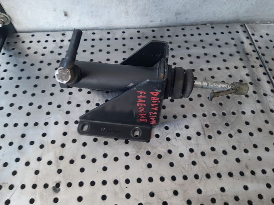 pompa ambreiaj 2.3 hpi f1ae0481b  iveco daily 3 euro 3