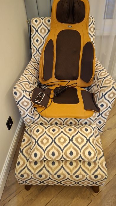 Массажное кресло