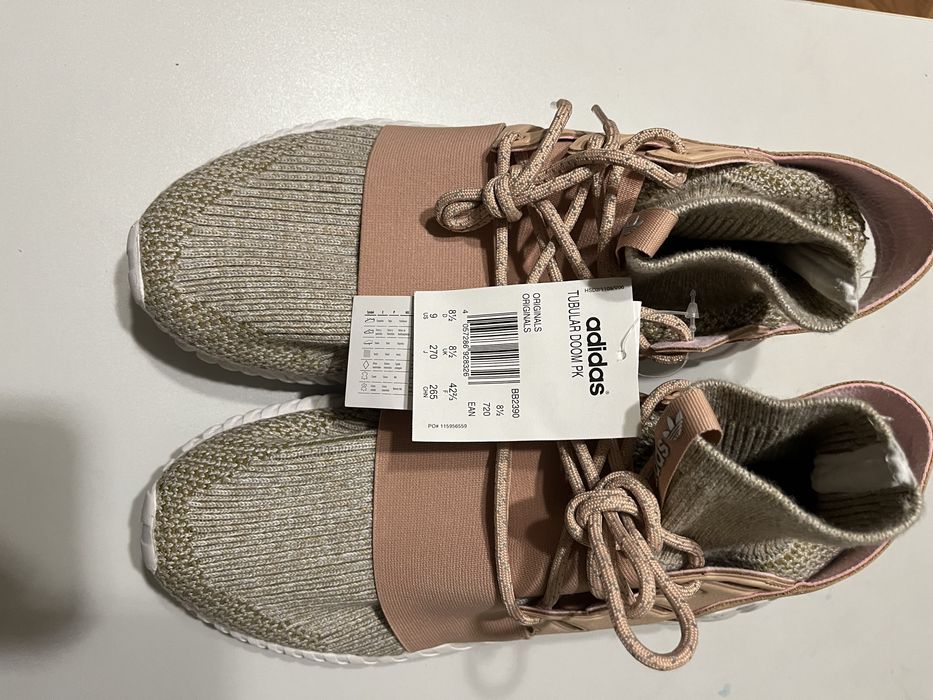 Кроссовки Адидас