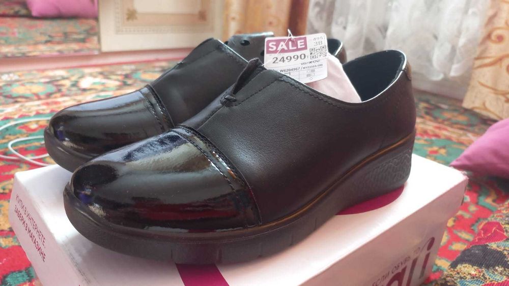 продам  ботинка  весеный