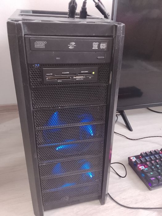De vândut PC de gaming