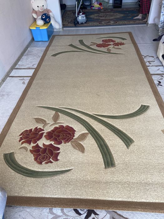 Продам б/у Ковер 2x4