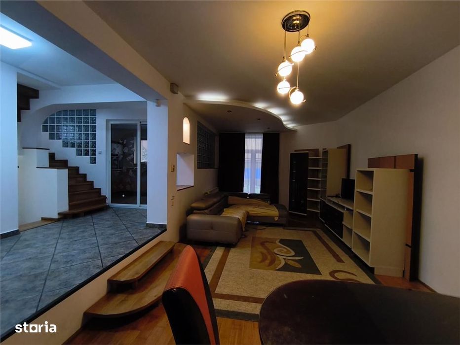 Casa 160 Mp Zona Exclusivista Zona Linistita Semicentral Curte Locuri