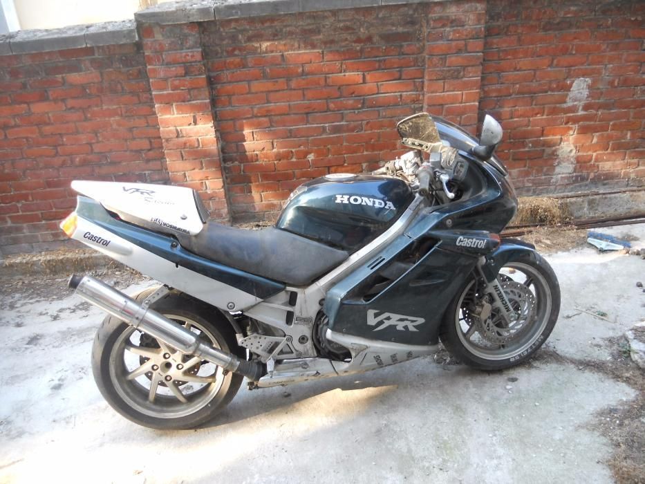 На части Honda Vfr 750 на части Хонда Вфр 750
