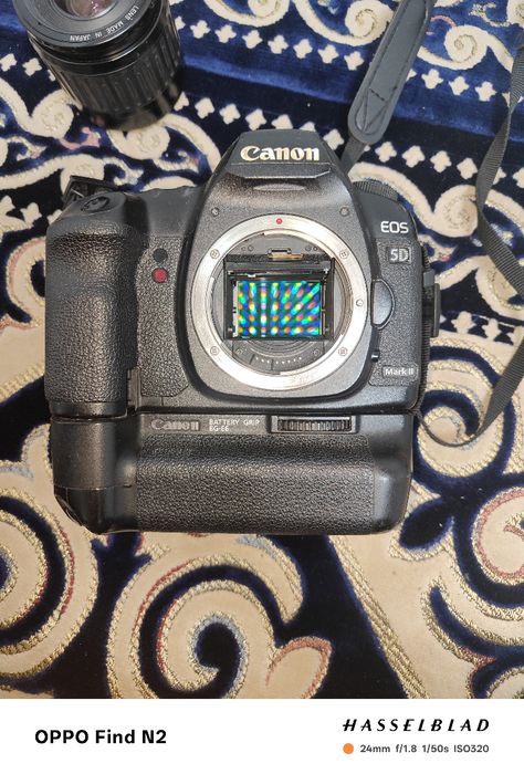 canon 5D Mark2, в продаже вместе с батарейным блоком