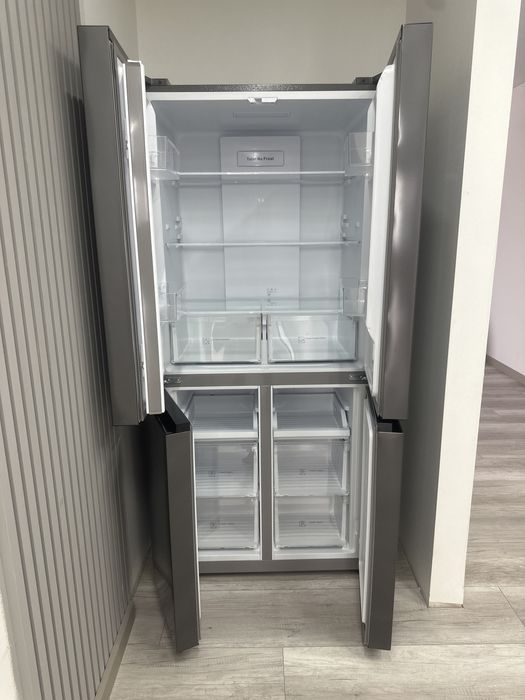 Продам холодильник Leadbros 4 дверный