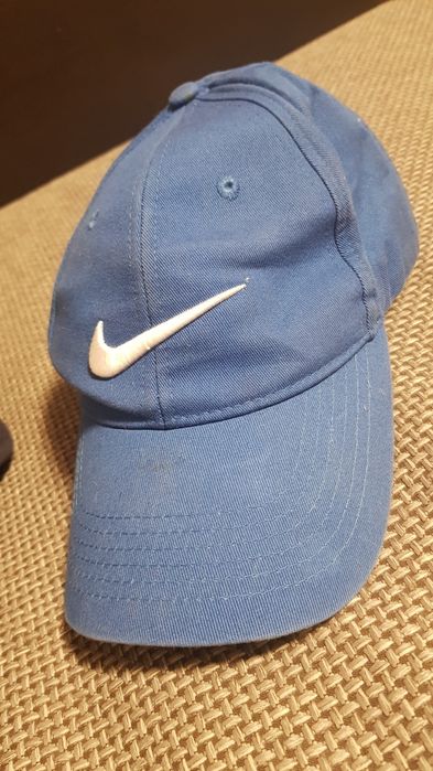 Две кепки бейсболки. Цена за обе.