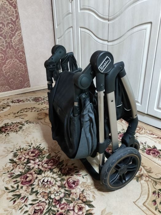 Продам коляску зима лето