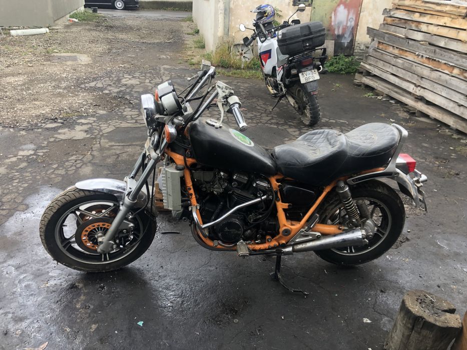 Honda magna 750 rd 09 pentru piese. Nu are acte.