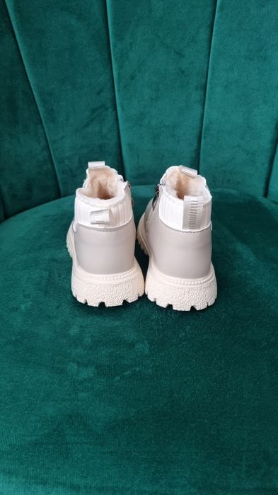 Ghete pentru  copii mărimea 27