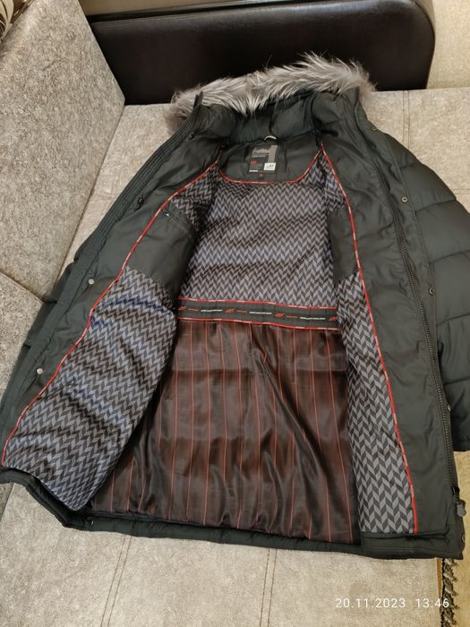 Продам мужской пуховик