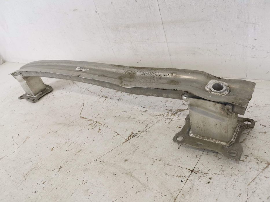 Арматура Задна Броня Ауди А4 Б9 / Audi A4 B9 [ - ] Оригинална В Добро