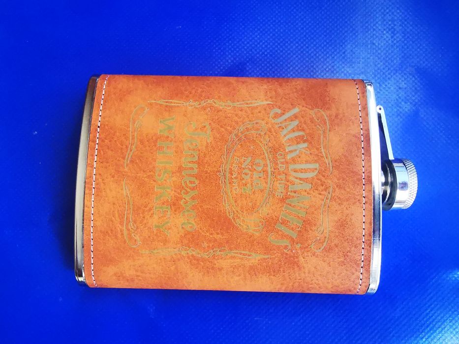 Botelcuta Jack Daniel's Recipient Whiskey inox