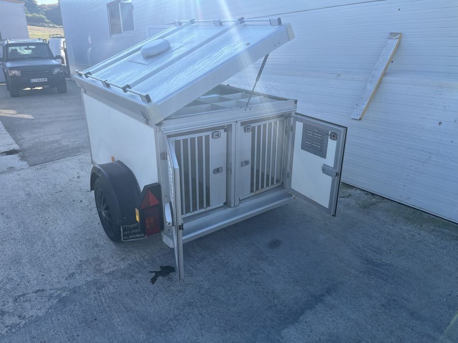Remorca transport caini, Wt Metal