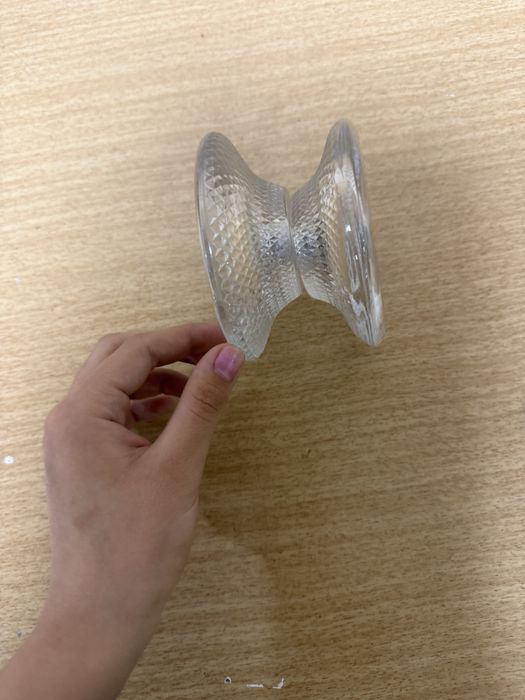 Стекляные дверные ручки