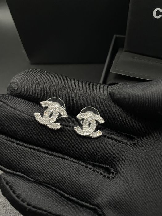 Chanel “CC” Дамски Обици (Коледно Намаление!)