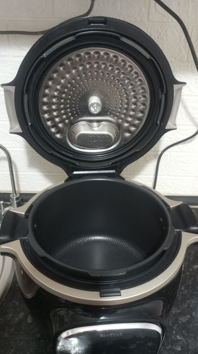 Мультиварка Tefal Cook4me Touch CY912832 черный