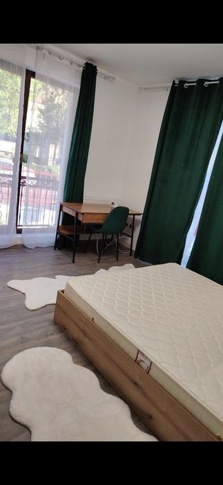 Inchiez ap cart Zorilor