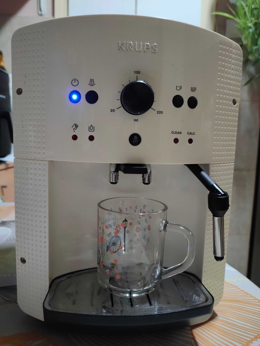 vand espresor automat KRUPS EA81