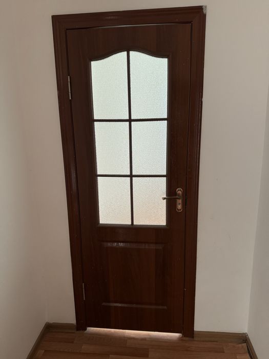 Продаю двери