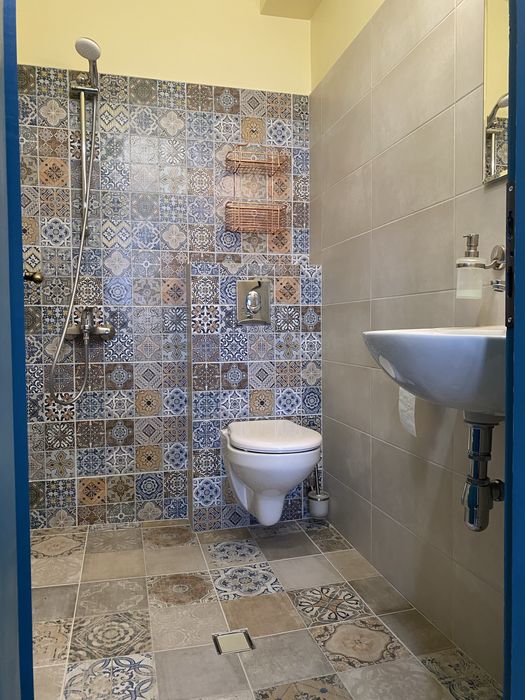 Продава се просторен апартамент в центъра на Велико Търново