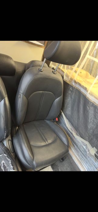 Седалки за Kia K5 2019 – кожен салон (частично с дефект)