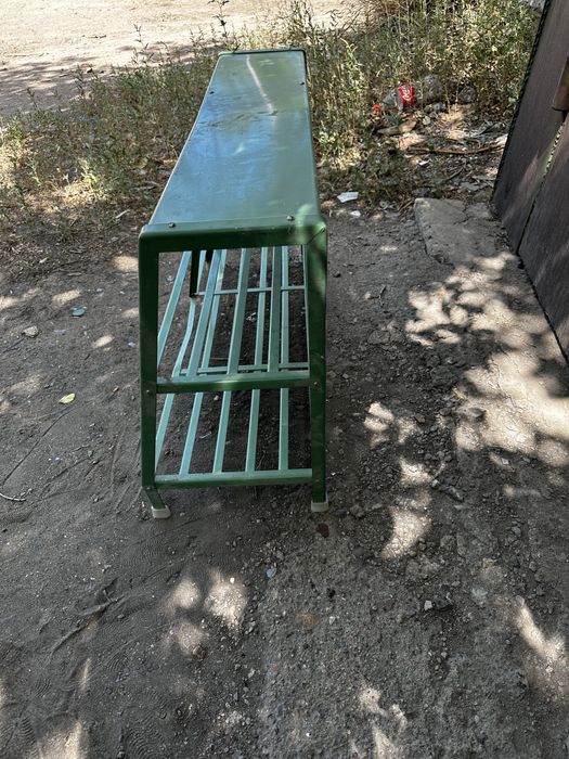 Полка под обувь в коридор