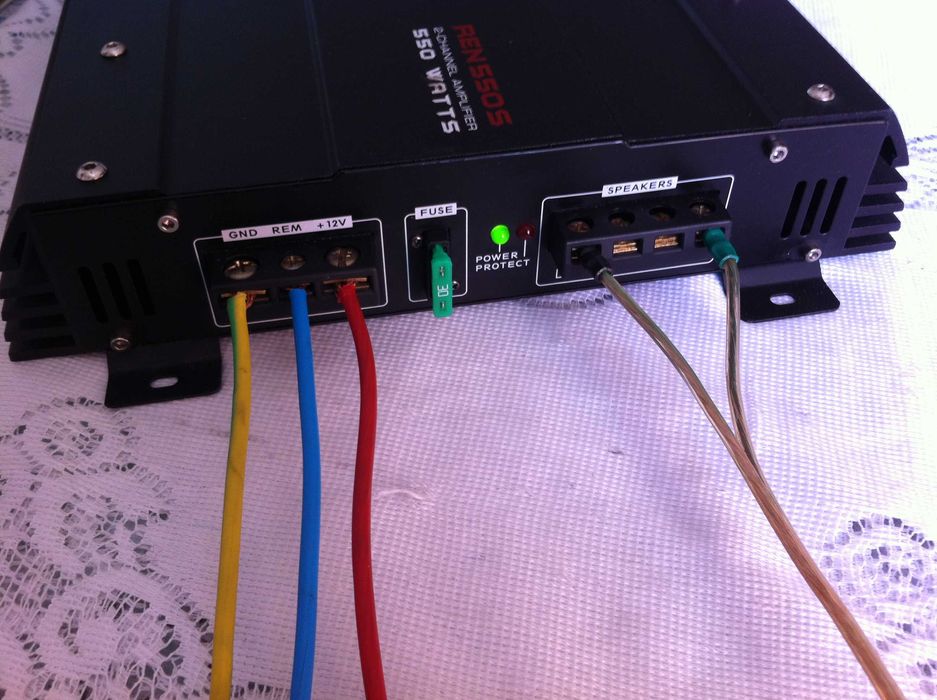 Amplificator Renegade/Alpine MRH-T305 /Mac Audio max 500W (statie