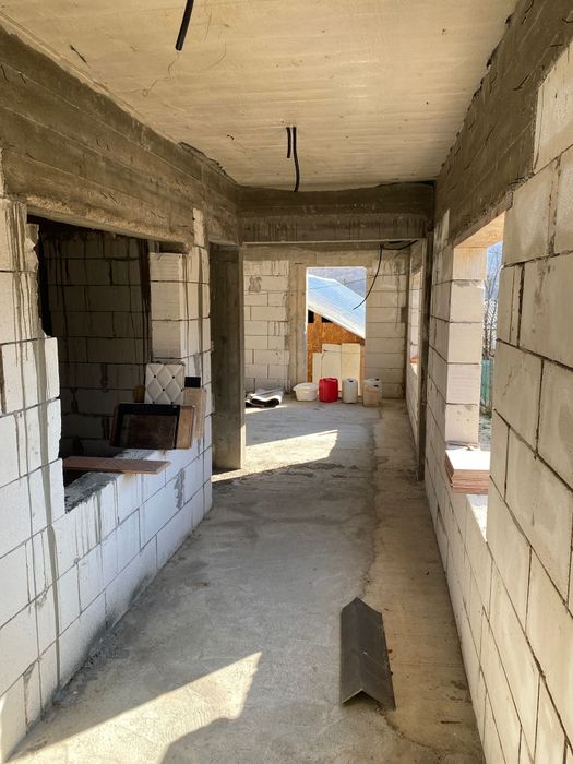 Casa de vânzare 180mp