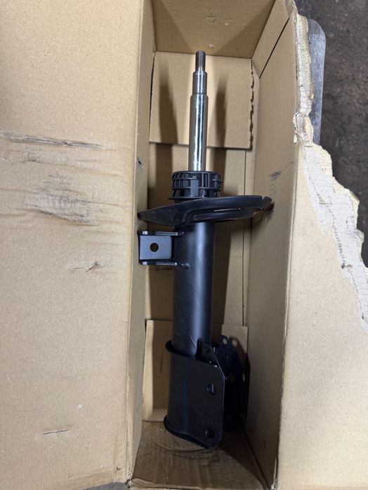 Оригинал Амортизатор glk 220 cdi, x204