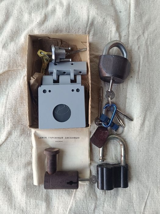 Замок гаражный советский