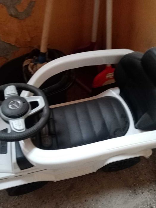 Детска кола за бутаме и каране