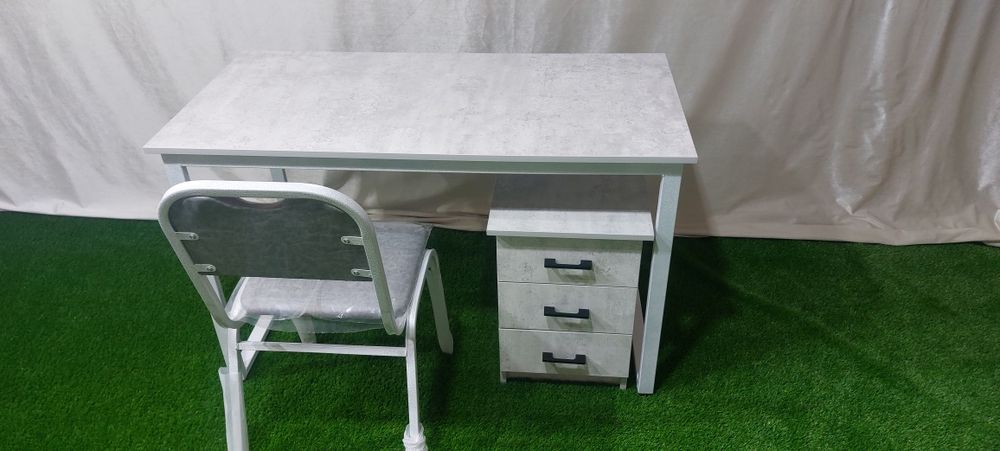 Loft stollar , Tumba