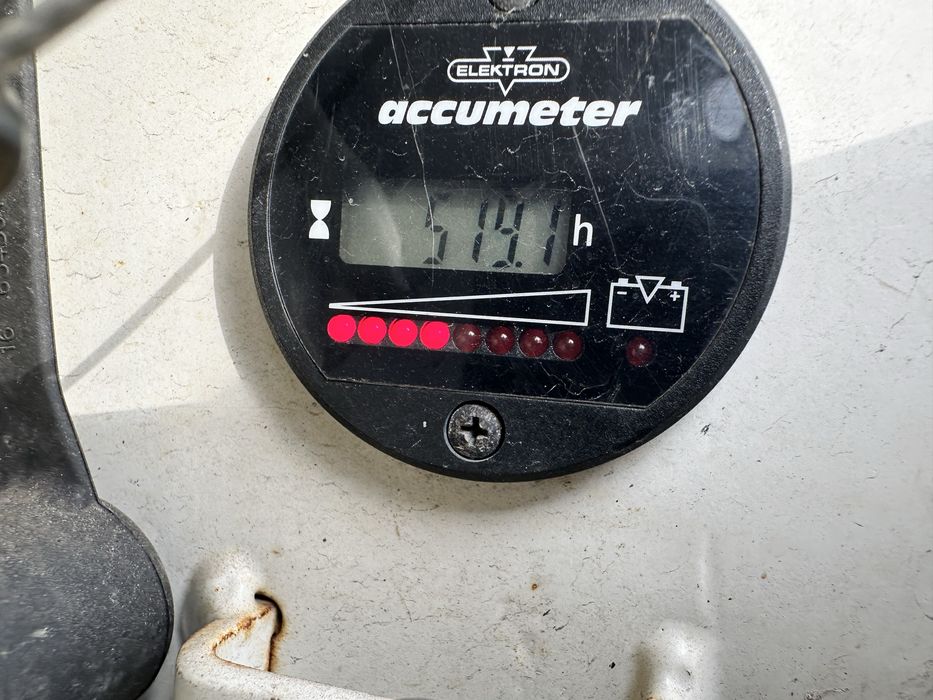 Nacela electrica Holland-Lift 14 m