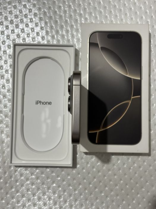 Продаю Iphone 16 pro 256 gb / айфон 16 про 256 гб